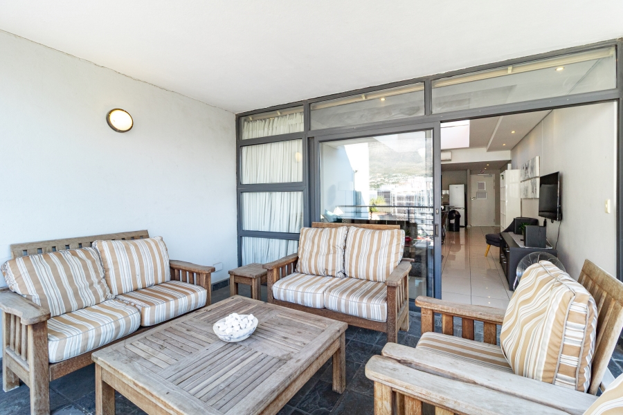 2 Bedroom Property for Sale in Cape Town City Centre Western Cape